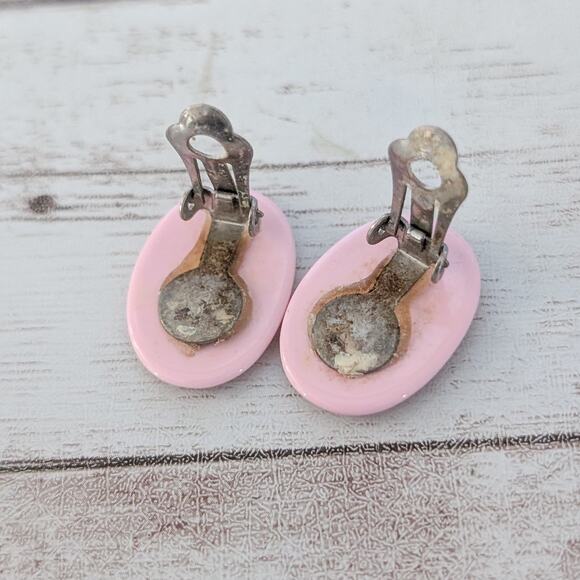 Vintage Clip On Earrings Woodgrain Pattern Oval - Tarnished Clips - Picture 6 of 7